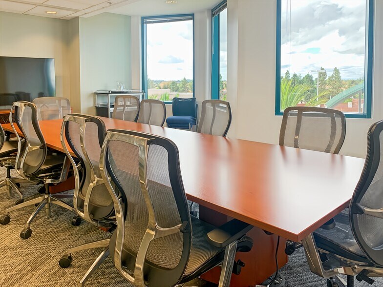 17777 Center Court Dr, Cerritos, CA à louer - Photo intérieure - Image 3 de 19