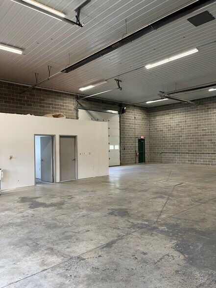 2600 Commerce Pky, Lancaster, NY à louer - Photo intérieure - Image 3 de 11