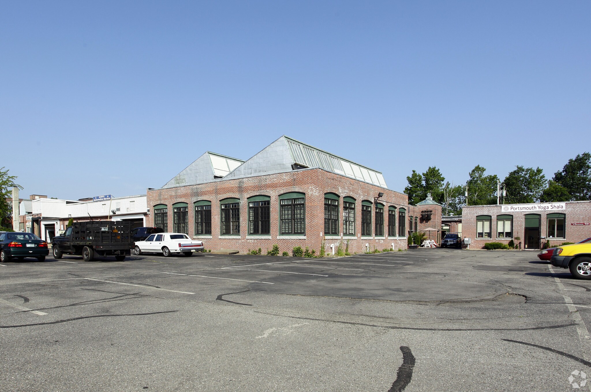 909 Islington St, Portsmouth, NH for lease Primary Photo- Image 1 of 4