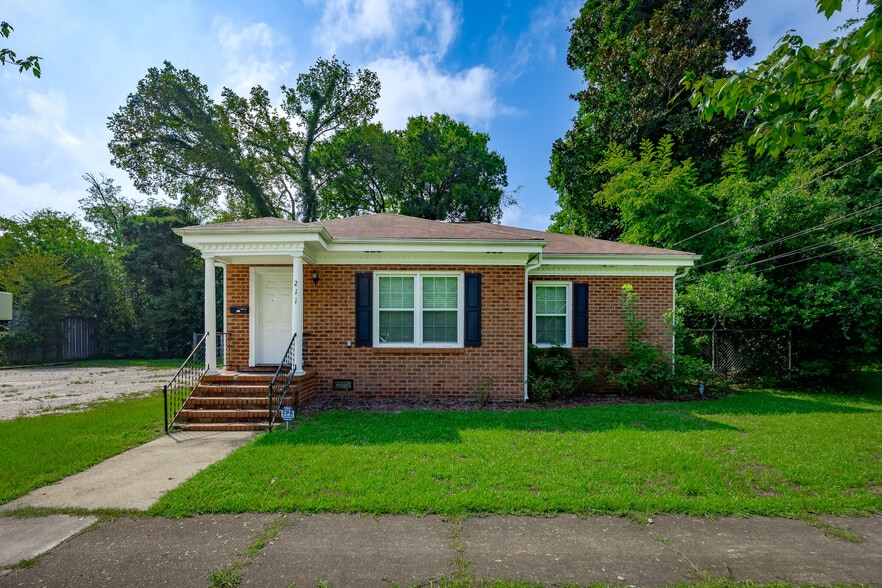 211 Kershaw St, Cheraw, SC à vendre - Photo du bâtiment - Image 1 de 13