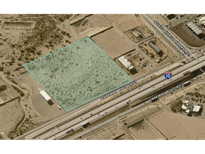 SEQ Nuevo Hueco Tanks & Gateway East Blvd, El Paso, TX à vendre Aérien- Image 1 de 2