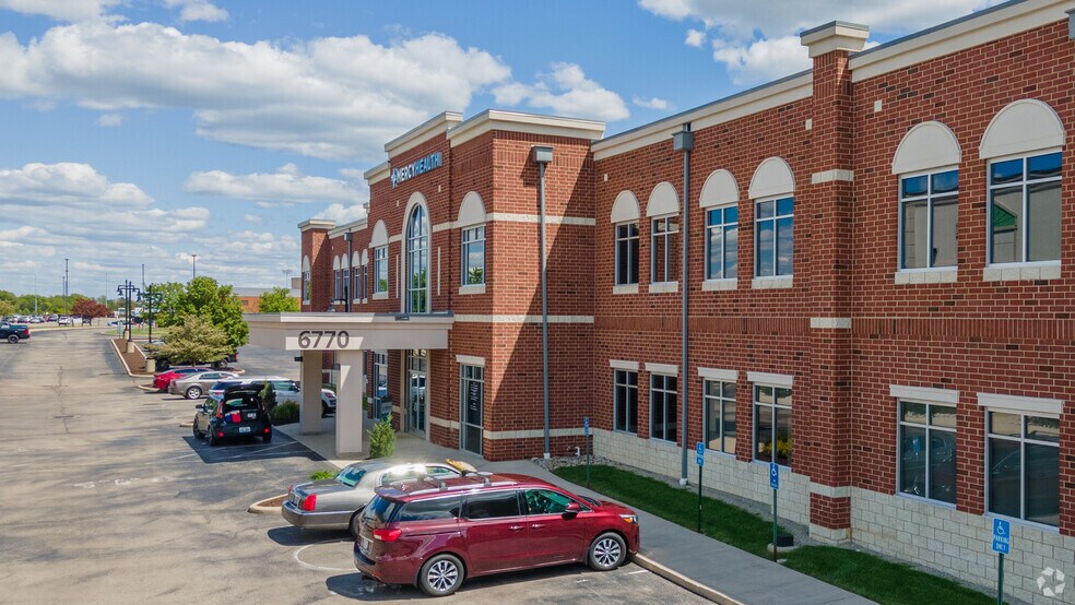 6770 Cincinnati Dayton Rd, Liberty Township, OH à louer - Photo du bâtiment - Image 2 de 5