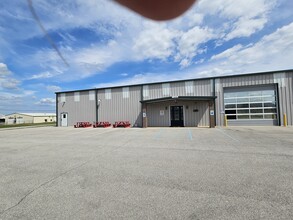 1707 Armory Pl, Brandenburg, KY for lease Building Photo- Image 2 of 11