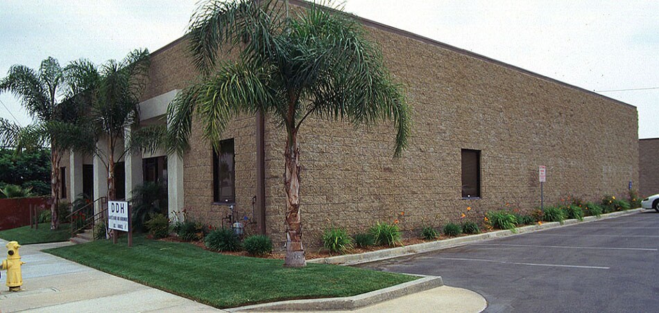 2940-2948 Gardena Ave, Signal Hill, CA for lease - Primary Photo - Image 1 of 2