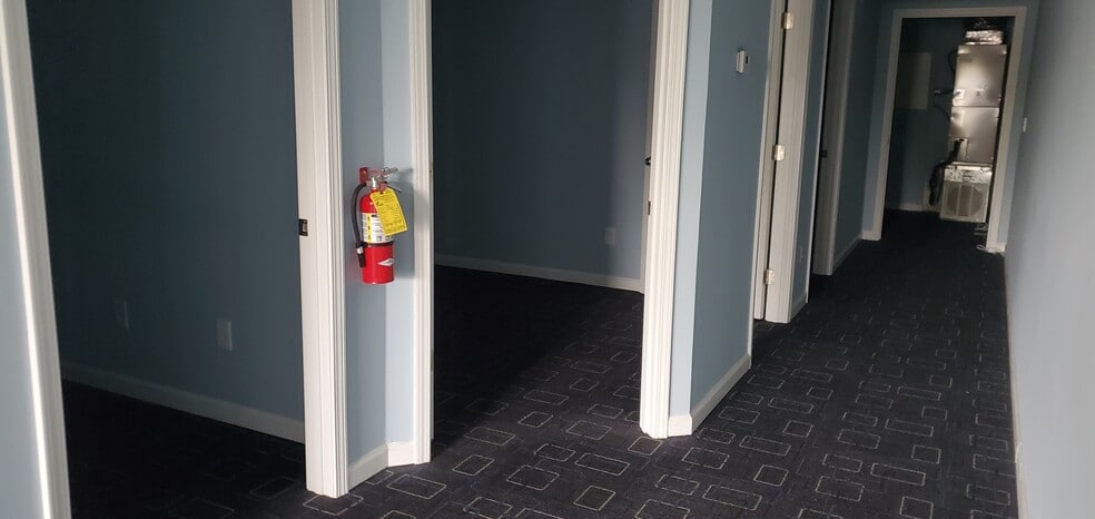 3957 Lawrenceville Suwanee Rd, Suwanee, GA for lease - Building Photo - Image 2 of 2