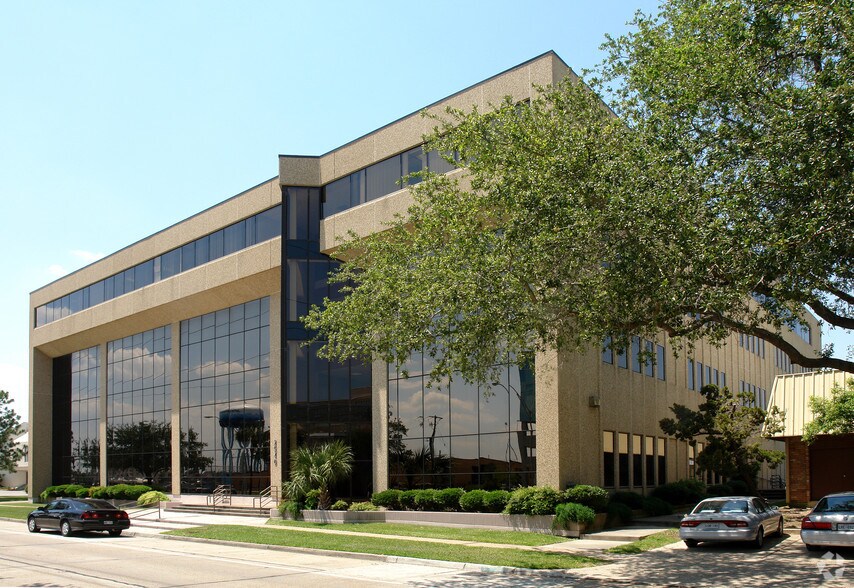 2540 Severn Ave, Metairie, LA for lease - Building Photo - Image 2 of 8