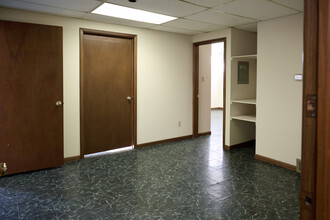 3494 S Hamilton Rd, Columbus, OH for lease Interior Photo- Image 1 of 19