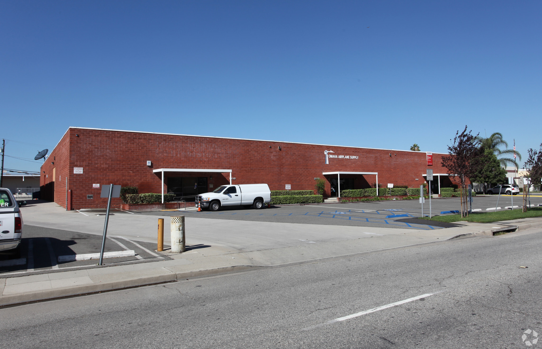 2935-2955 Redondo Ave, Long Beach, CA for lease Primary Photo- Image 1 of 4