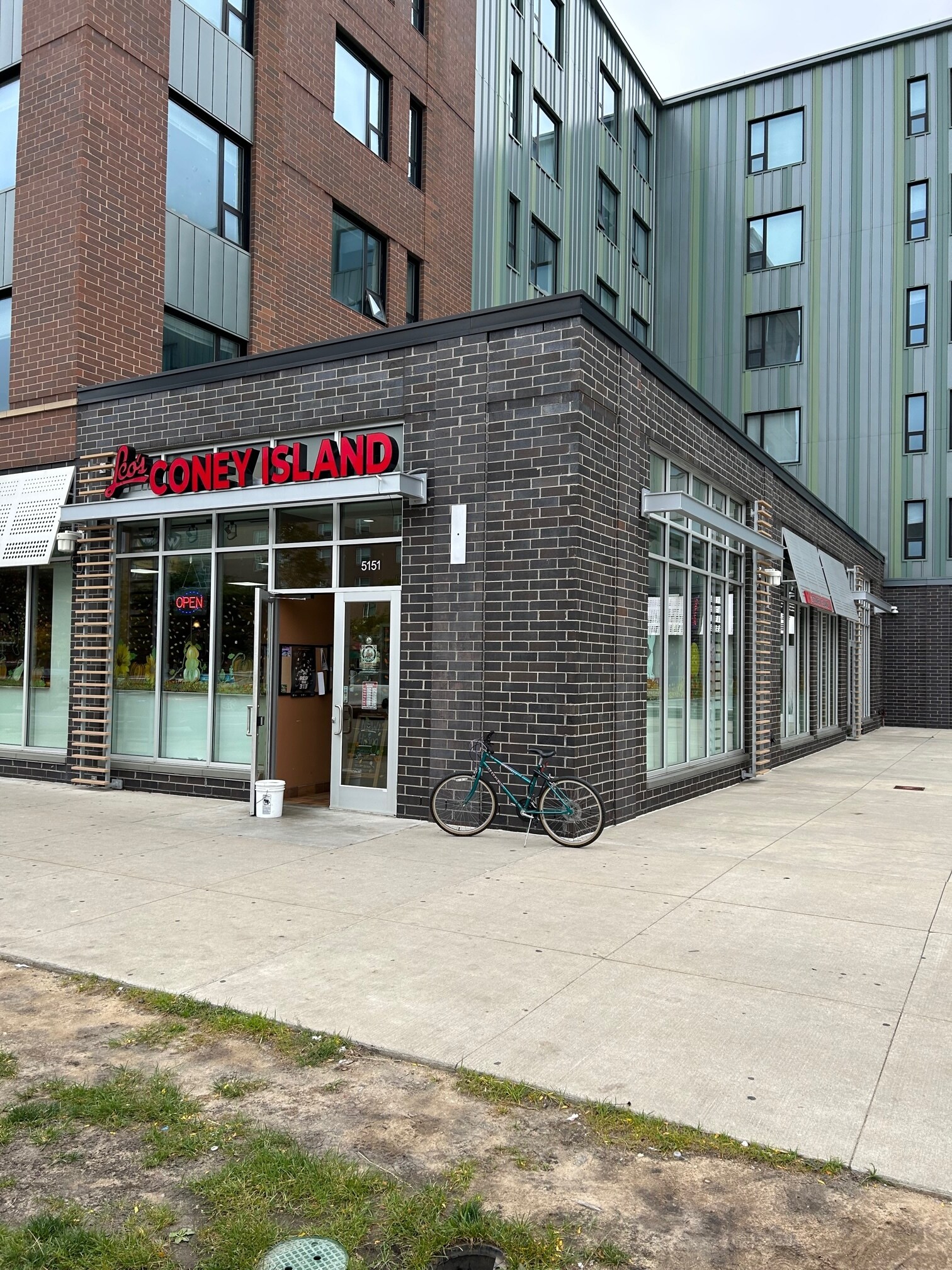 5151 Anthony Wayne Dr, Detroit, MI à vendre Photo principale- Image 1 de 3