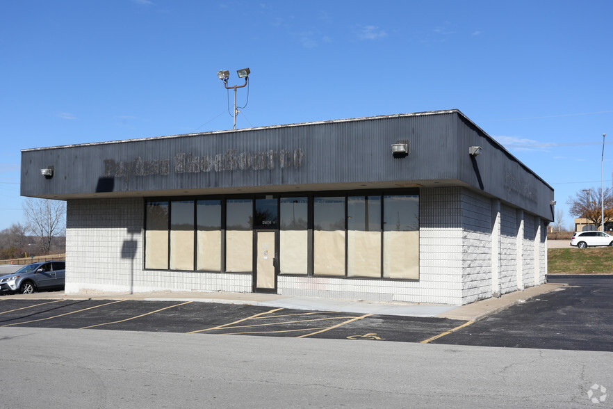 4707 E Bannister Rd, Kansas City, MO for lease - Primary Photo - Image 1 of 5