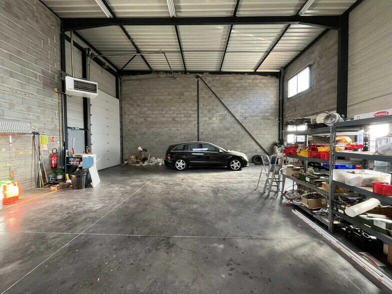 2 Rue Gabriel Bourdarias, Vénissieux à louer - Photo intérieure - Image 2 de 20