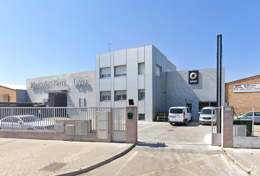 Calle Moraleja de Enmedio, 10, Móstoles, Madrid à louer - Photo principale - Image 1 de 1