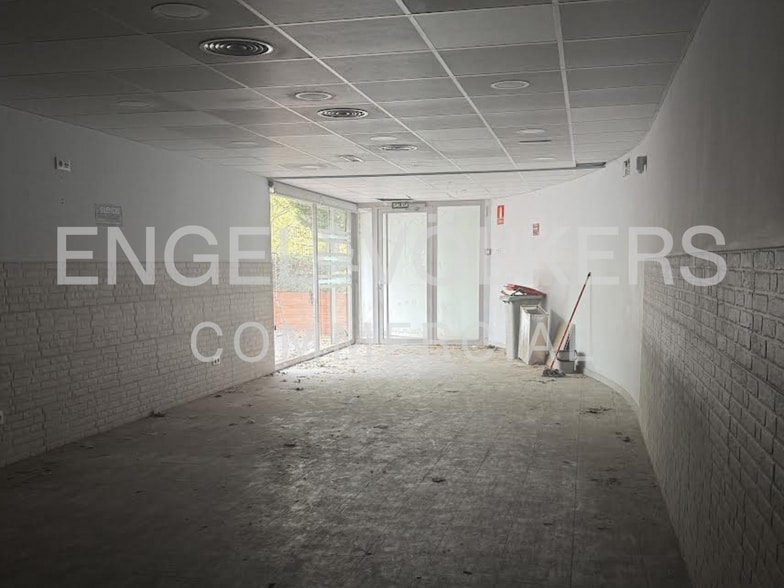Retail in Madrid, Madrid for lease - Interior Photo - Image 2 of 2