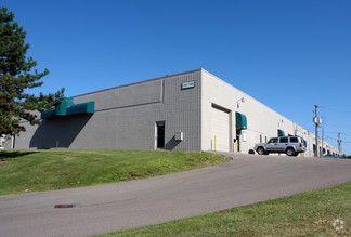 Plus de détails pour 22783-22823 Heslip Dr, Novi, MI - Industriel à louer