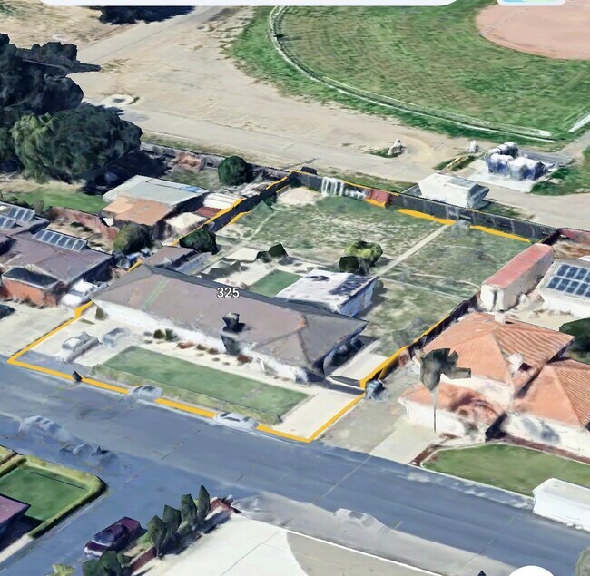 More details for 325 Harsin Ln, Santa Maria, CA - Multifamily for Sale