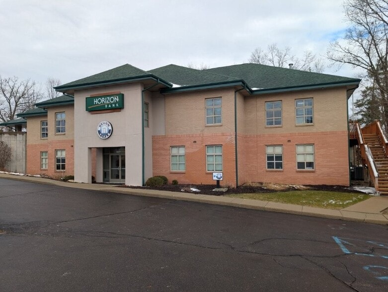 3250 W Centre Rd, Portage, MI for sale - Building Photo - Image 2 of 9