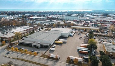 1415 32e Avenue, Montréal, QC à louer Aérien- Image 1 de 14