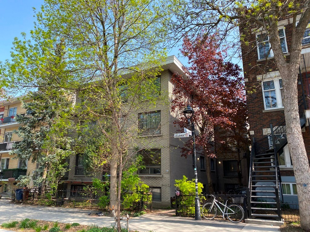 4025 Av Des Érables, Montréal, QC à vendre Photo principale- Image 1 de 1