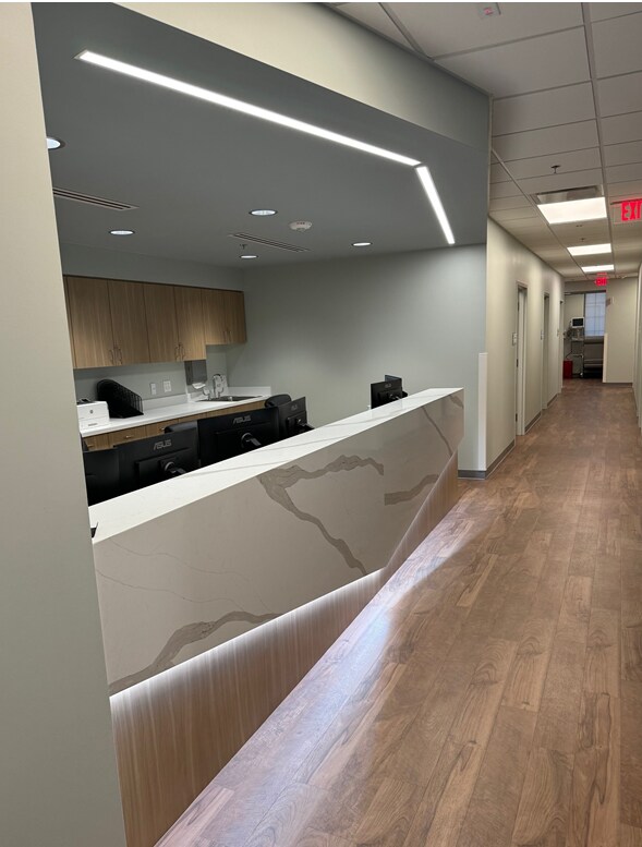 Plus de détails pour 1924 Forest Ridge Dr, Bedford, TX - Bureau/Médical à louer