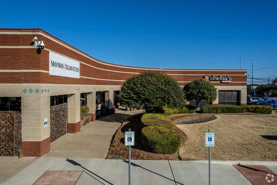 8989 Forest Ln, Dallas, TX for lease - Building Photo - Image 3 of 5