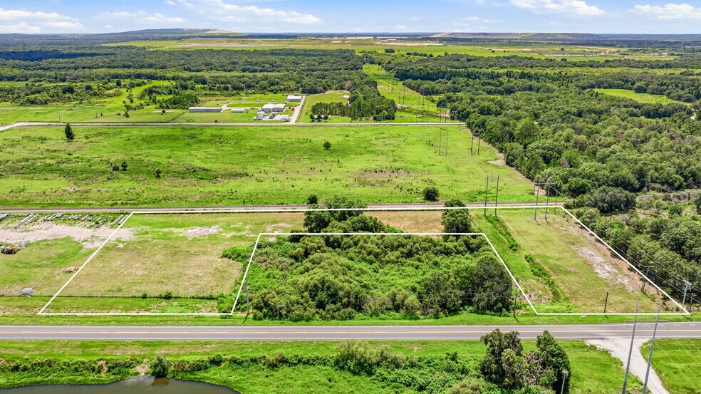 2606 Cozart Rd, Mulberry, FL for lease - Building Photo - Image 1 of 11