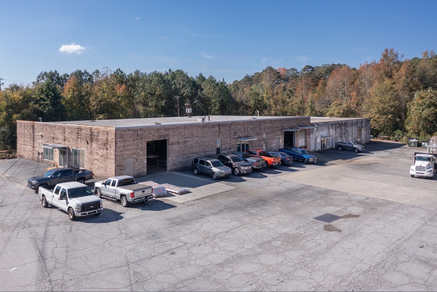 2675 Lithonia Industrial Blvd, Lithonia, GA for sale - Building Photo - Image 2 of 3