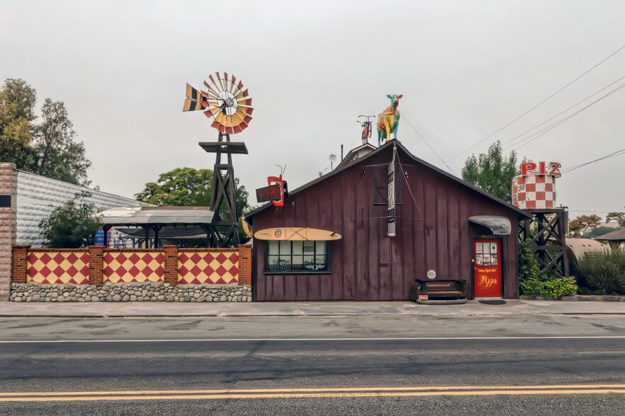 19242 National Trails Hwy, Oro Grande, CA for sale - Building Photo - Image 1 of 1