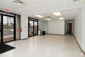 111 Roberts St, East Hartford, CT for lease Interior Photo- Image 2 of 9