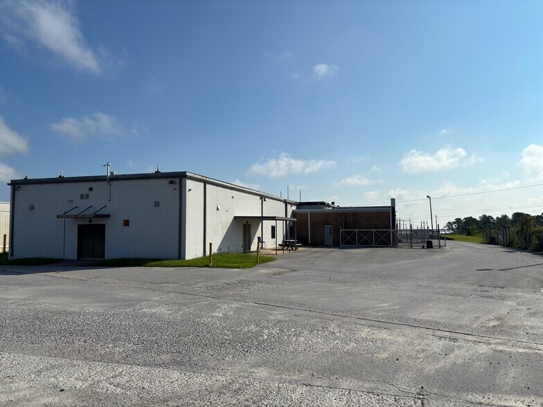 126 Access Rd, Gaston, SC à louer - Photo du bâtiment - Image 2 de 12