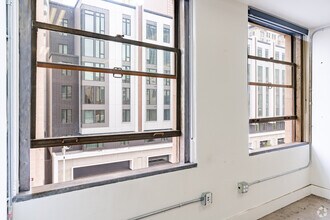 448 S Hill St, Los Angeles, CA for lease Interior Photo- Image 1 of 13