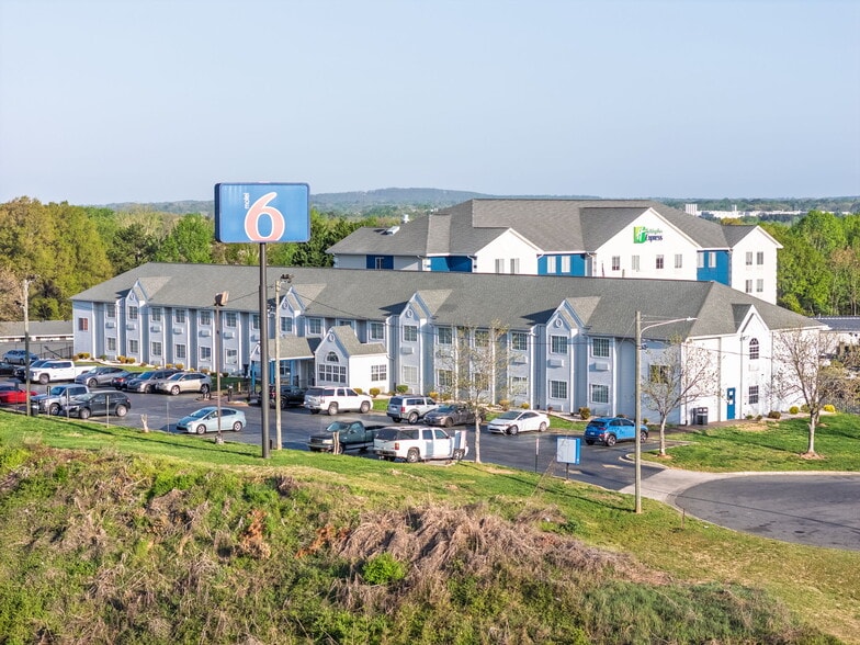 1901 Broadcast St, Gastonia, NC à vendre - Photo du bâtiment - Image 2 de 62