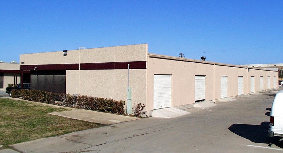 1450 Halsey Way, Carrollton, TX à vendre - Autre - Image 3 de 26