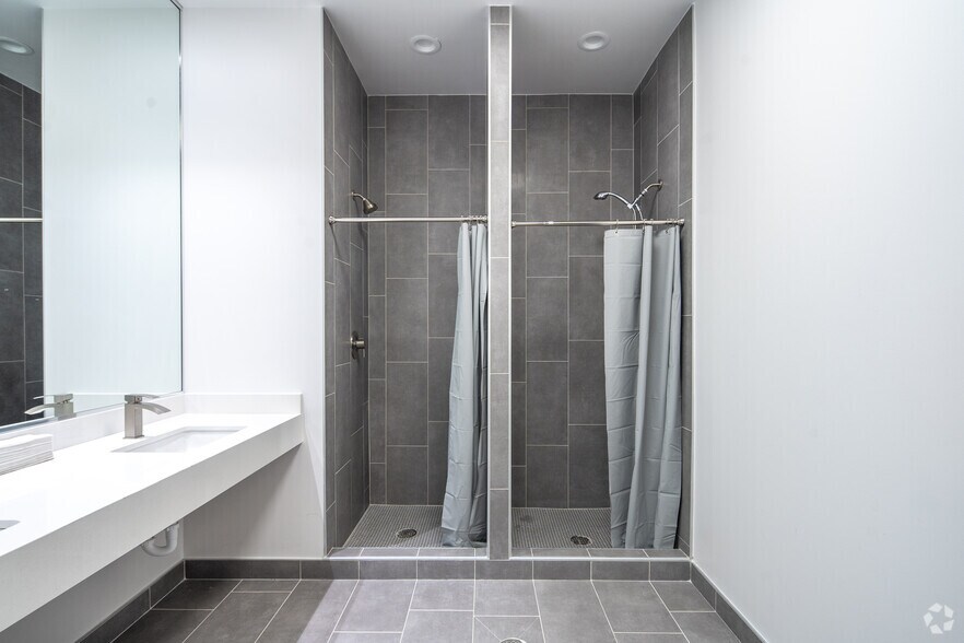 500 N Central Expy, Plano, TX à vendre - Photo intérieure - Image 3 de 89