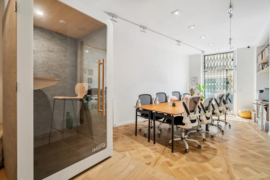 14 Rue Laferrière, Paris à louer - Photo intérieure - Image 1 de 7