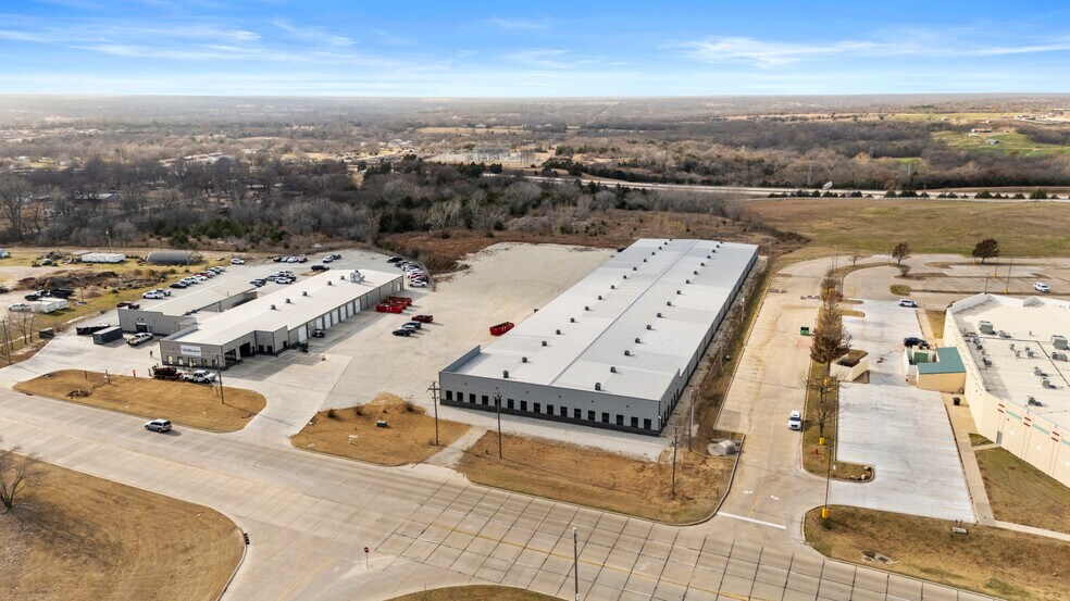 0000 Latta Rd, Ada, OK à vendre - Photo du bâtiment - Image 3 de 19