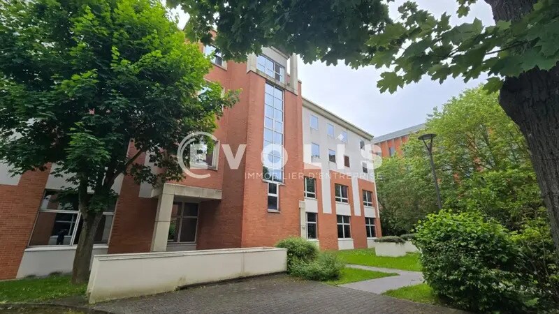 Flex in Chevilly-Larue for lease Building Photo- Image 1 of 30