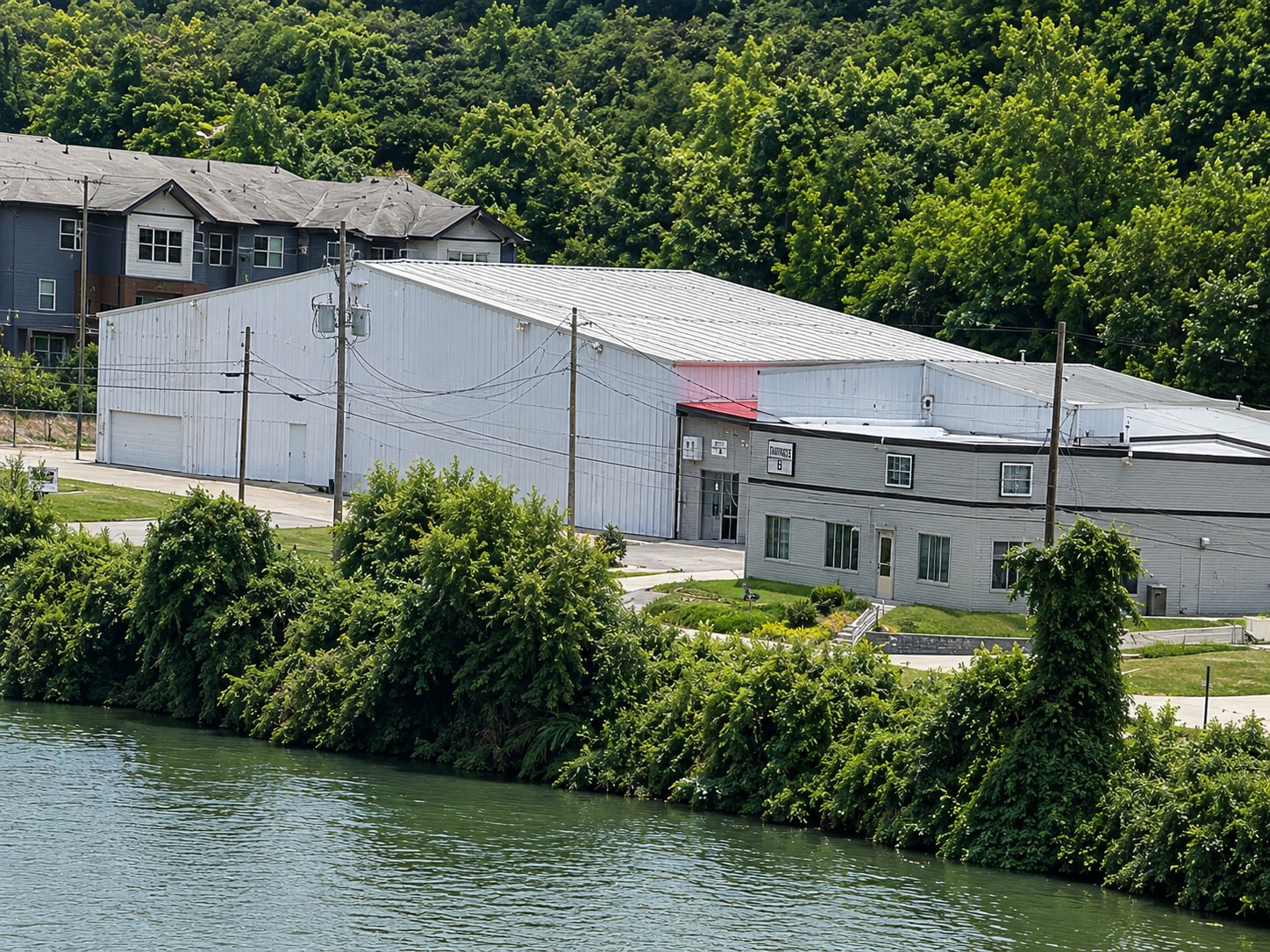 1640 Island Home Ave, Knoxville, TN for lease Building Photo- Image 1 of 8