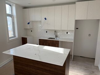 More details for 13 Warwick St, Somerville, MA - Multifamily for Sale