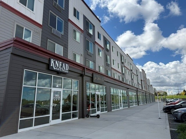 1490 NE North Fairway Dr, Pullman, WA à louer - Photo du bâtiment - Image 3 de 15