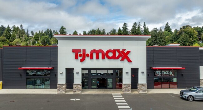 More details for 1233 Teakwood Ave, Coos Bay, OR - Retail for Sale
