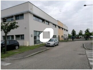 More details for Multiple Space Uses for Lease