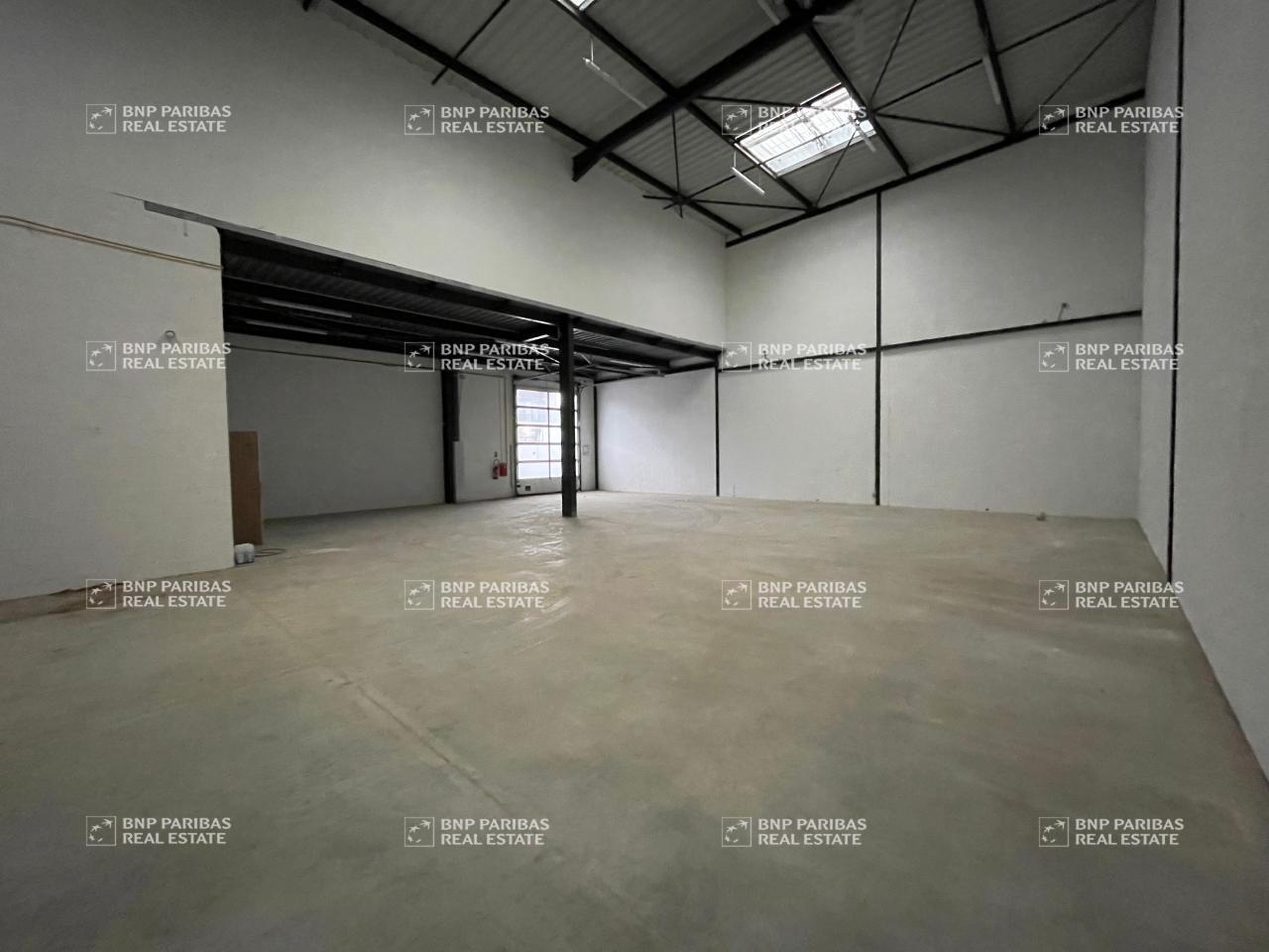 Flex in Collégien for lease Interior Photo- Image 1 of 6