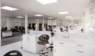 24 - 28 Espace Henry Vallée, Lyon for lease Interior Photo- Image 2 of 2