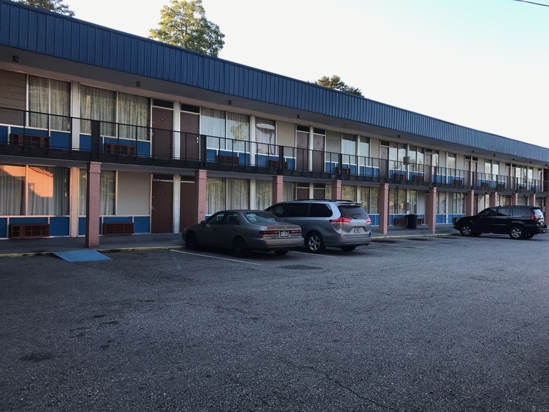 821 W Highland Ave, Albany, GA for sale - Primary Photo - Image 1 of 1
