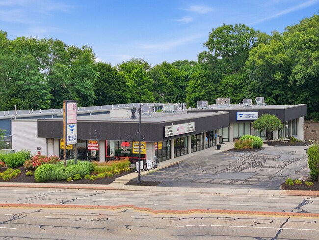 More details for 239 Boston Tpke, Shrewsbury, MA - Retail for Sale