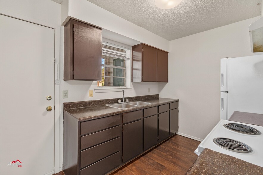 2900 FM 225 S, Henderson, TX à vendre - Photo du bâtiment - Image 3 de 19