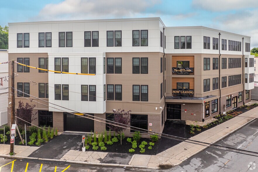 775 Morton St, Mattapan, MA à louer - Photo du bâtiment - Image 2 de 4