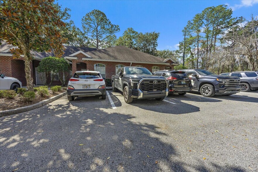 9521 Shellie Rd, Jacksonville, FL for lease - Building Photo - Image 2 of 17