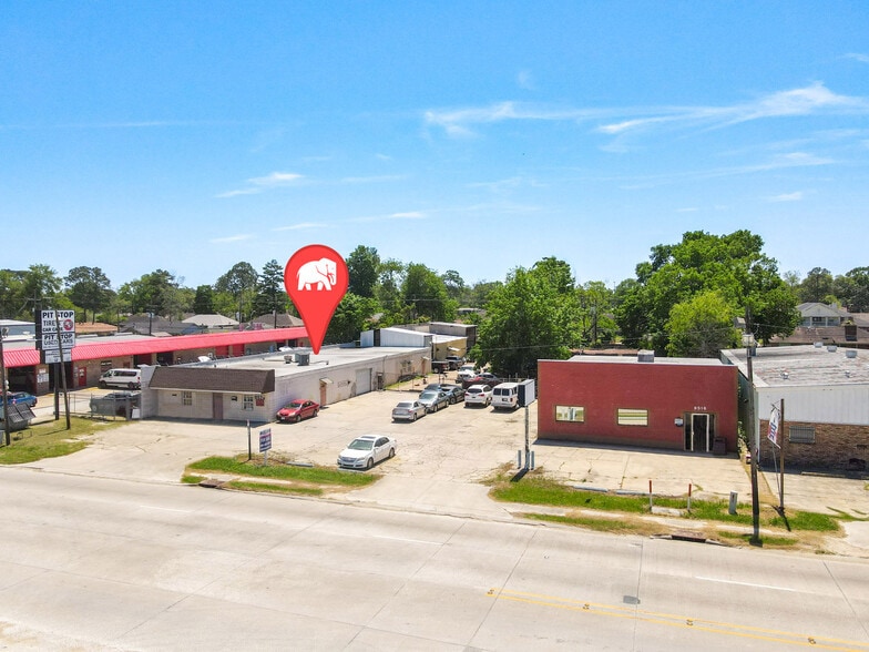 9526 S Choctaw Dr, Baton Rouge, LA for sale - Primary Photo - Image 1 of 5