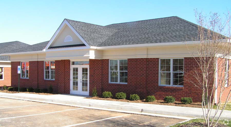 14407 Justice Rd, Midlothian, VA à vendre - Photo du bâtiment - Image 2 de 4